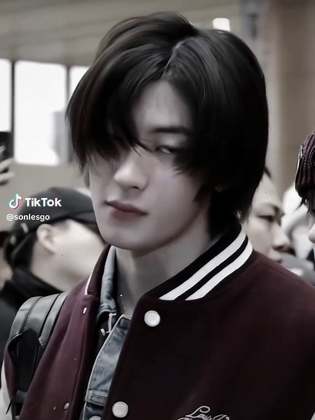 เพลงและการแสดงของ Anton ที่คุณไม่ควรพลาด