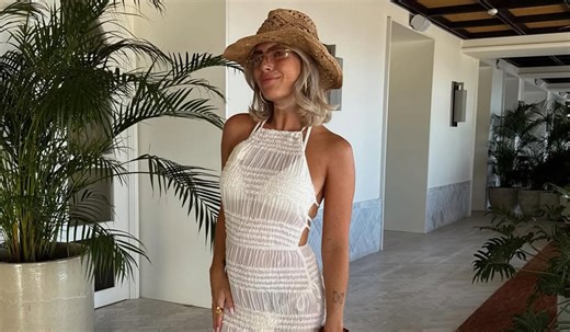 Influencer Lauren Arthurs reveals second baby's gender in low-key way