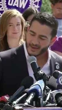 Abdul El-Sayed shifts gears to Mike Rogers