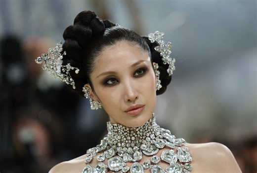 EJAE Wore a Sculpted, High-Gloss Silver Gown to Her First Met Gala