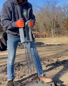 29K views · 96 reactions | Bracket fixing. #civilengineering #theconstructor #construction #civil #engineering #civilengineeringworld #civilengineer #engineer #engineers #building #civilconstruction #constructionlife #engineeringlife #constructionworker | The Constructor - Civil Engineering Home | Facebook