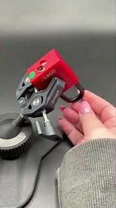 Techniques for opening various types of locks using long fingernails.#locksmith #lockrepair #keycutt