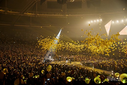 The Evolving K-pop Fan Culture throughout the Decades & Generations