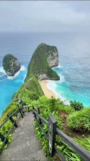 Top 5 breathtaking places in Indonesia you must visit! 🇮🇩😍✈️#Indonesia#visitindonesia#travel