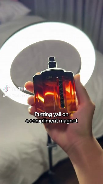 Discover the Heavenly R2B2AI Fragrance Experience