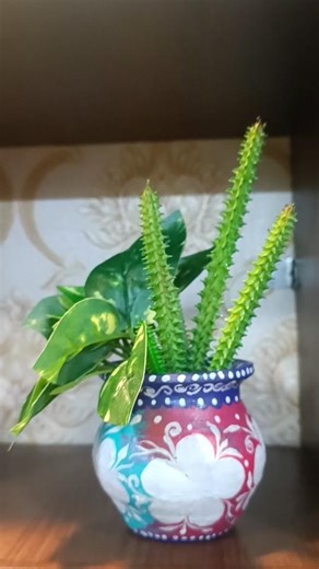 Hand-Painted Mini Clay Pot by My Daughter #claypotpainting #diy #minipot