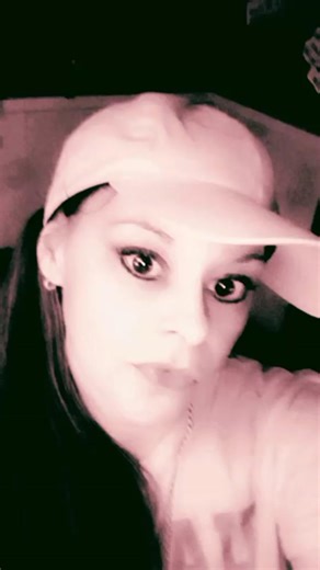 MISSY😁 (@mistylynn525)’s videos with original sound - Sexyvickie