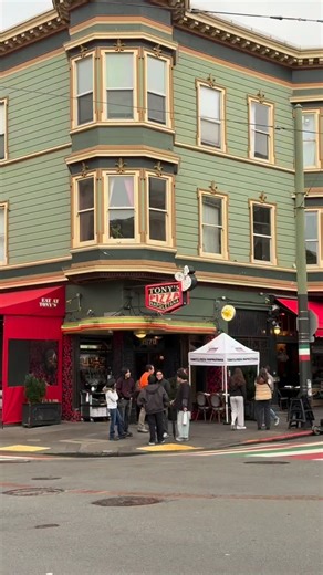 Fork Meets Food on Instagram: "POV: you said you were just taking a quick stroll through North Beach and somehow ended up posted outside @lushgelato with a cup that’s disappearing way too fast 🍨 Silky pistachio that tastes straight out of Italy, dark chocolate so rich it needs its own zip code, and hazelnut that’s dangerously smooth. This isn’t grocery store gelato, this is sit-on-the-curb, let-it-melt-a-little, forget-your-diet-for-the-day type gelato. North Beach doesn’t miss. #forkmeetsfood"