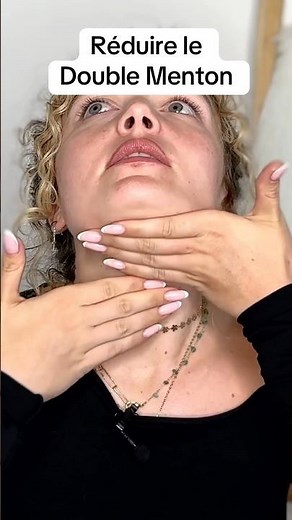Reduire l’apparition du double menton avec ces exercices d’auto-massage