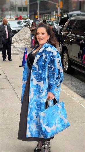 Melissa McCarthy at Colbert today. Just look at those gorgeous heels 😍 #melissamccarthy #colbert #colbertlateshow #nycevents | kerinyc