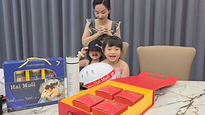 680K views · 10K reactions | Thật sự phim HAI MUỐI này Lâm có casting ... mà do cọc quá ... nên vào vai Ba chưa ok .. cho dù đã làm ba .... nên nhà sản xuất chọn anh Quyền Linh ....nay gia đình dính mêgalive nên chưa tham gia được .... 30 .8 ... khởi chiếu toàn quốc ... bà con ra xem nha ... sẳn Lâm ra Lâm xem thử sao Lâm bị cắt vai ... luôn ....xê #HaiMuối | Lê Dương Bảo Lâm | Facebook