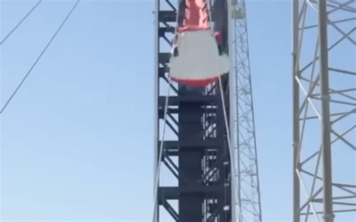 SpaceX的超级滑梯