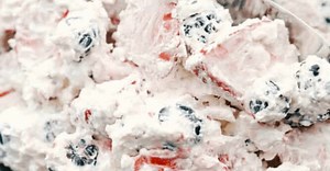 Very Berry Cheesecake Salad