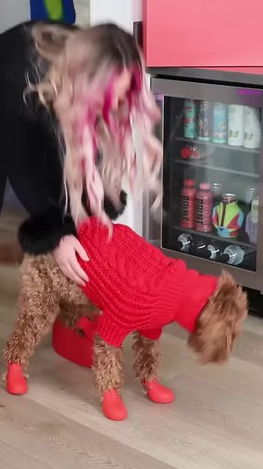 146K views · 1.6K reactions | These Futuristic Fashion Finds Blew My Mind #reels #productreview #products #fashion #fashionblog #unboxing | HopeScope | Facebook