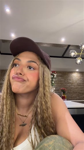 mahalia on Instagram: "been thinking a lot about my journey in music recently. how much I’ve achieved and also how much I’m yet to. Being an artist is a funny thing, Yana. It’s so rewarding in so many ways and oddly suffocating in others. We’re our own biggest champions and our own worst critics. Anyway, whilst seasonal depression has got me in a little chokehold, I made this last night at my kitchen table. hope u like it 🦋 prod. @y.a.k"