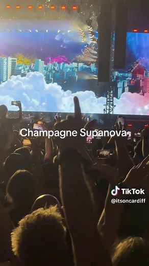 Every song was 10/10 - Here Champagne Supanova Cardiff Oasis Live 25 | cardiff