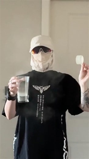 Ghost Runner on Instagram: "GRWM to go on a run featuring memes & my power greens 🥬 🐸 • • #morningroutine #trailrunnerproblems #frogfuel #gifted #stayunbreakable"