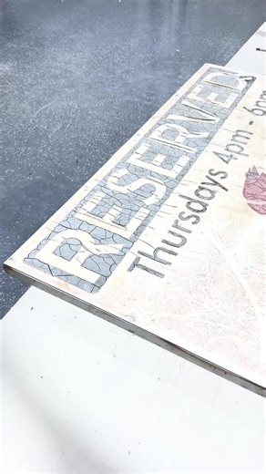 Transforming and old and worn sign into a fresh and sleek masterpiece😲 Giving this old sign a new face enhances its readability whilst elevating its charm! #SundownSigns #Signage #UpdatedSign