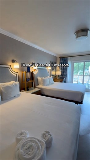 ✨ The best Christmas gift? A Disney vacation wrapped in pure magic....