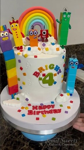Number blocks themed cake by Jemil Sweets and Foodies #cakedecorating #cake #numberblocks