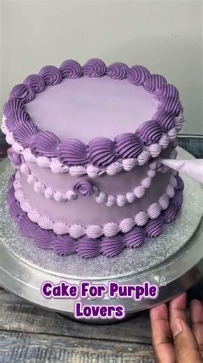 Purple Cake #PurpleCake #PurpleLover #CakeDecorating #BakingTutorial #OmbreCake #EdibleGlitter