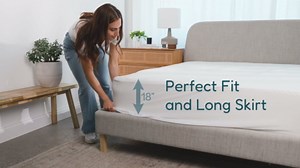 DreamOasis Waterproof Mattress Protector Queen Size - Premium Bamboo Viscose, Super Soft, Breathable, Machine Washable, Noiseless Bed Mattress Cover - White