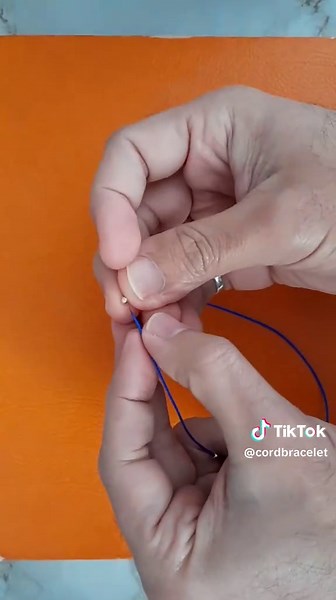 Friendship bracelet making | handmade bracelet tutorial #pelsurashechasamano #handmadejewelry #pulserasdehilo #braceletideas #braceletmaking