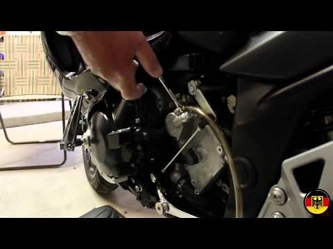 Suzuki GSX1250FA Clutch Fluid Change