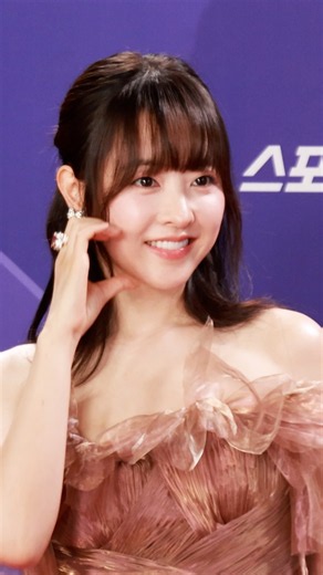 Park Bo-young, 100% 'Ppo-vely' charm rating