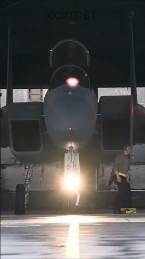 F-16 vs F-15 Air Intake
