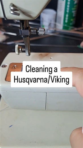 Coco Yang on Instagram: "#sewing #sewingtutorial #sewingmachine #husqvarna #viking #joannfabrics"