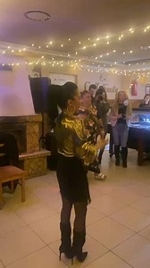 Nótár Mary on Reels