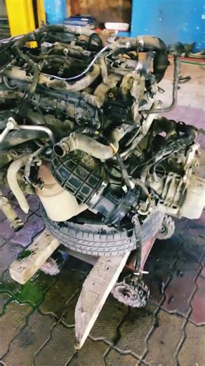 swieft diesel engine down shorts #car #mechanic