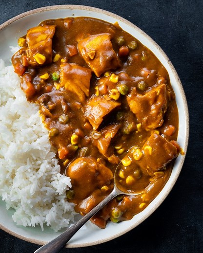 163K views · 8K reactions | The quickest way to make your own Japanese curry at home… | Marion Grasby | Facebook