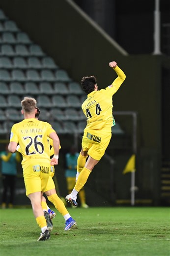 🎥 Zoom in 🧐 Revê de outro ângulo o golo de ontem de 𝙅𝙤𝙖̃𝙤 𝙎𝙞𝙡𝙫𝙖 📺 Os jogos do CD Tondela passam na SportTV #SóTondela #CDTALV | CD Tondela