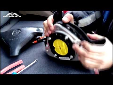 Opel Astra G Tutorial: How To Change Airbag Cover