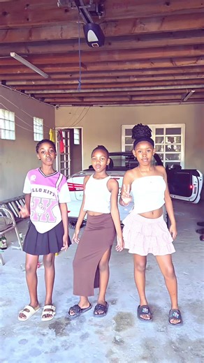 Background Fun and Playfulness in Everyday Life