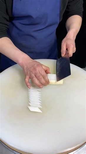 Learn 7 dishes in a week - Knife skills