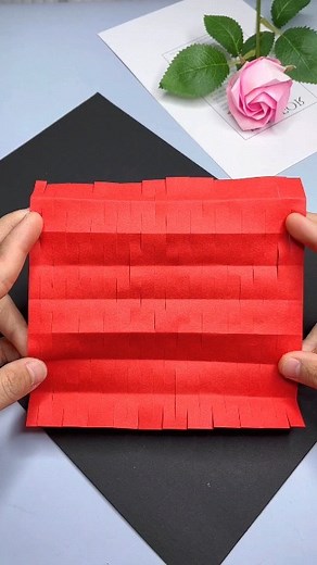 paper crafts creator | Uncompressed and fun honeycomb paper, the method is very simple, come and play with the children #parentchild #handicraft #handmadediy... | Instagram