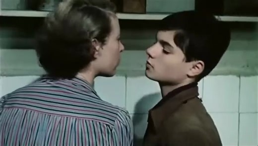 Un Enfant Dans La Foule - A Child In The Crowd (1976) with subs