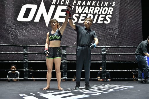 Stamp’s Thunderous Head Kick Knockout Stuns Referee