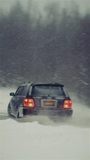 Kurisu Works | VIP • Stance • Lifestyle | formerly stanced.ls400 | Just some winter fun 😎 #toyota #crown #winter #snow #drift | Instagram