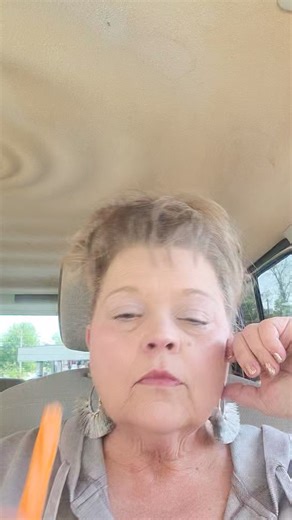 Watch me give review of the Twizzler Orange Cream Pop | Pear Tree Mall