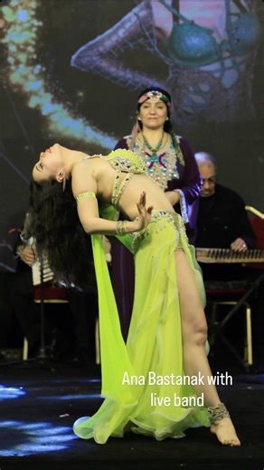 Leila Xu on Instagram: "Dance Like An Egyptian Festival Guest Show @dancelikeanegyptian_week Live Band Performance: Classic song： Ana Bastanak #bellydancefestival #bellydanceglobal #dancelikeanegyptian #肚皮舞 #bellydancer @bellydance.shoutout_ @bellydance_shoutout_"