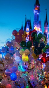 En una escena eliminada de Lilo & Stitch, Stitch atacaba a Jumba con una motosierra y usaba una cañería rota de gas como parte del caos. 🔥 Esta secuencia fue cortada por ser demasiado intensa para una película infantil. ¡Stitch estaba totalmente desatado! 😱🎬 #Stitch #LiloYStitch #DisneyDeletedScene #EscenaEliminada #CineCurioso #PeliculasDisney #DatoCurioso #Animación #BehindTheScenes #StitchSalvaje #DisneySecrets #DeletedScenes #CulturaPop #CineAnimado #ClásicoDisney #CensuraDisney #DisneyTr