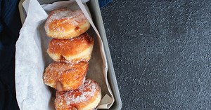 Najmekše krofne po bakinom receptu: Ko može da im odoli