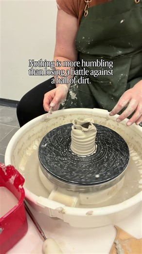 Another day of clay bullying me 🙃 #pottery #potterytiktok #potterylife #potteryfail #fyp