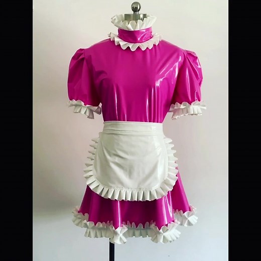 Elegante Vestido de Sirvienta en PVC