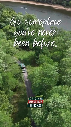 It’s the season to slow it down and take in some beauty. 😌 Tours departing all day long, seven days a week until mid-November (weather permitting) ~ www.wisconsinducktours.com | Original Wisconsin Ducks®