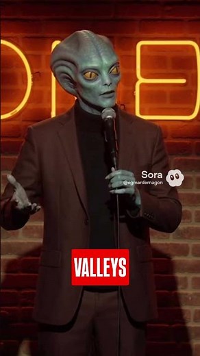 👽 Alien Comedian Explained Cuban Revolution | #shorts #viral #comedy